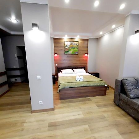 Appartamento Исы Байзакова 133 Pavlodar Esterno foto